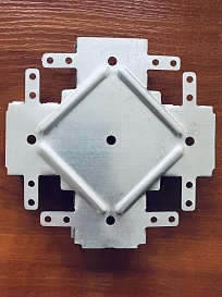 Соединитель профилей одноуровневый (краб) (86 шт/уп) 0,7 мм